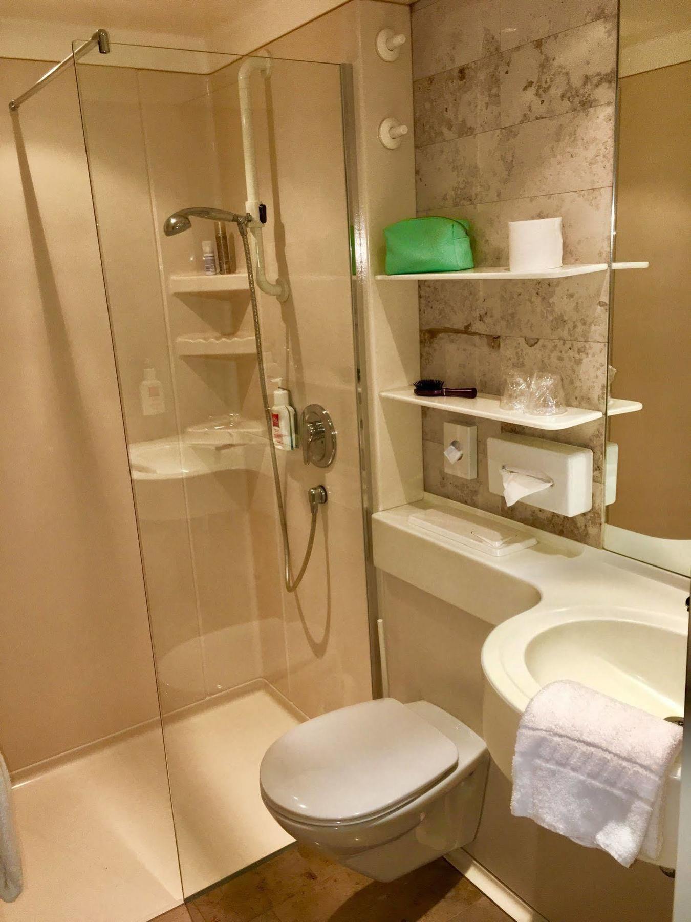 Ibis Berlin City Sued Экстерьер фото